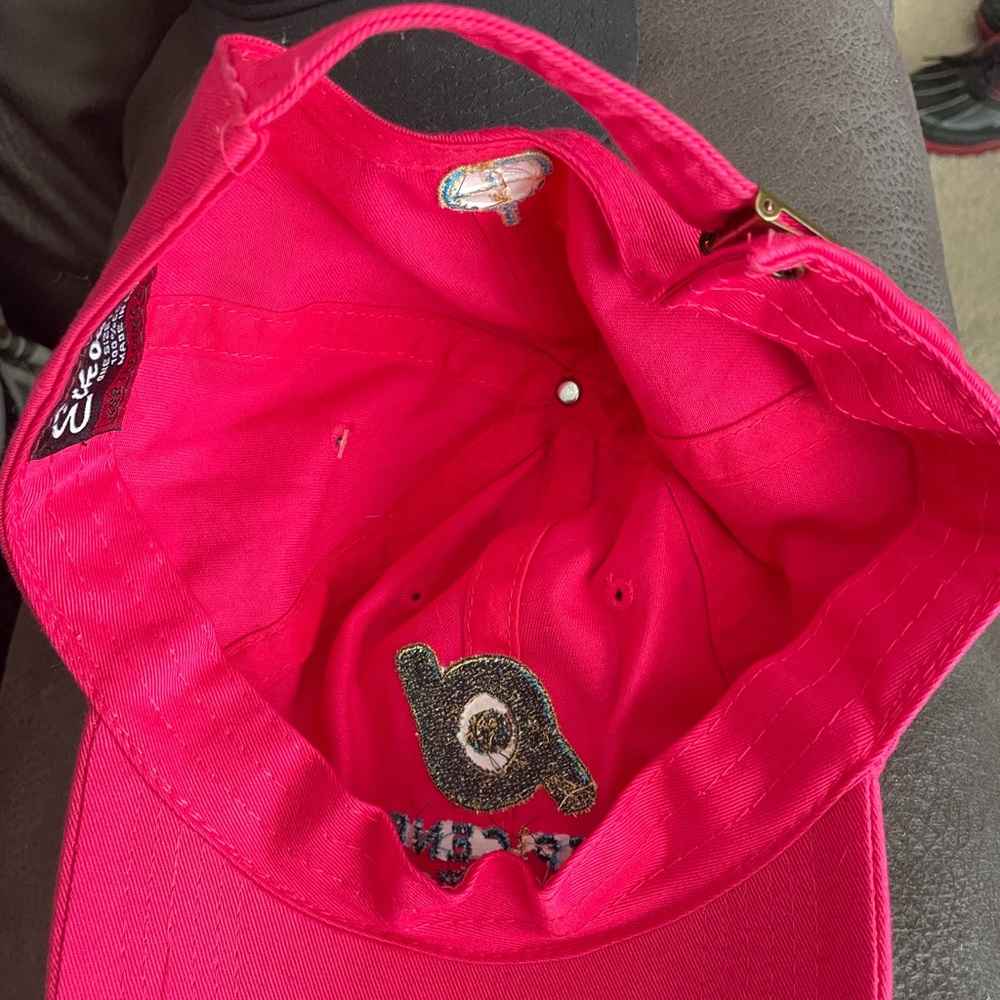 cap 🧢 - Picture 3 of 3
